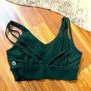 Size medium buffbunny sports Dora